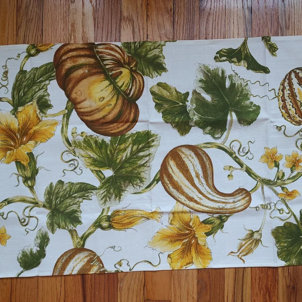 Williams Sonoma 2 Botanical Pumpkin and Gourd Print Towels Set Towel White Green
